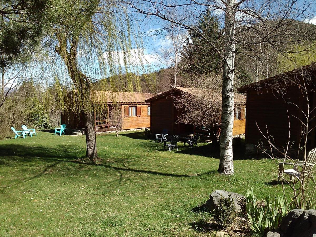 Les chalets Quazemi à Casteil Exterior foto
